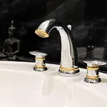 아파트 Dictumfactum Luxury