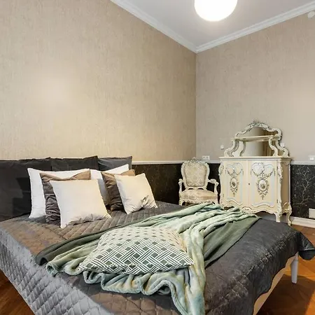 Korter Dictumfactum Luxury *