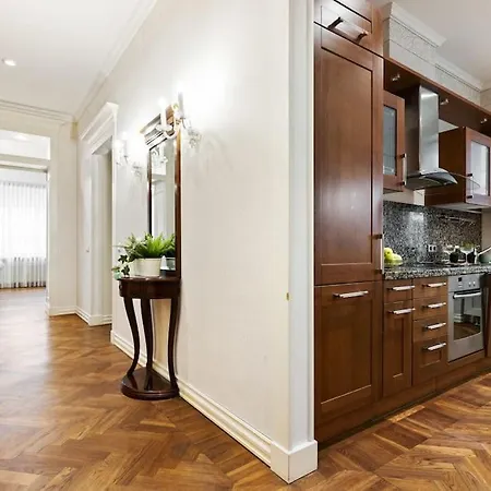 Dictumfactum Luxury Апартаменти