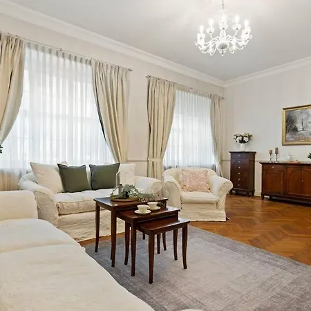 Dictumfactum Luxury