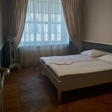 Dictumfactum Luxury